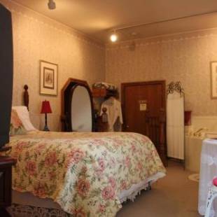 Фотографии мини отеля 
            Hines Mansion