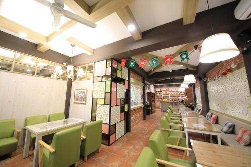 Фотография мини отеля Feather and Flowers Homestay