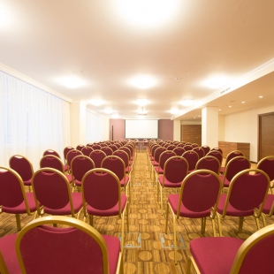 Фотография конференц-зала Хатанга