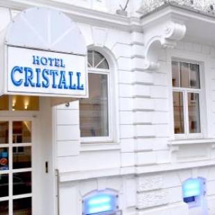 Фотографии гостиницы 
            Hotel Cristall - Frankfurt City