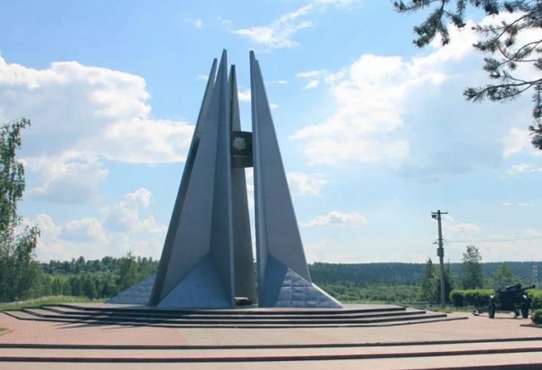 Фотография достопримечательности Мемориал ухтинцам, погибшим на фронтах Великой Отечественной войны