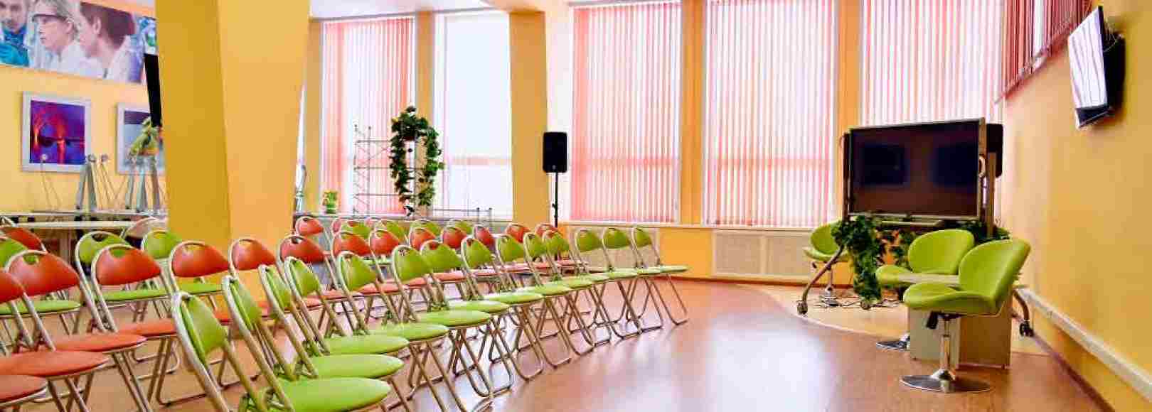 Фотография конференц-зала Интерактивный зал Пермской краевой библиотеки имени А. М. Горького