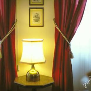 Фотографии мини отеля
Luxury B&B '700