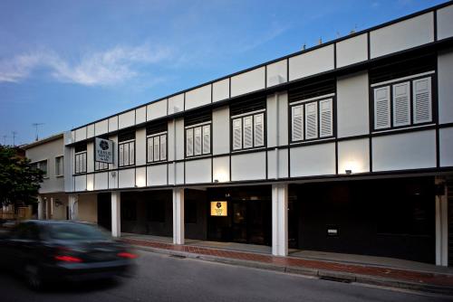 Фотография гостиницы Venue Hotel The Lily - SG Clean