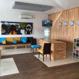 Фотографии гостиницы
Murex Plaza Hotel & Suites