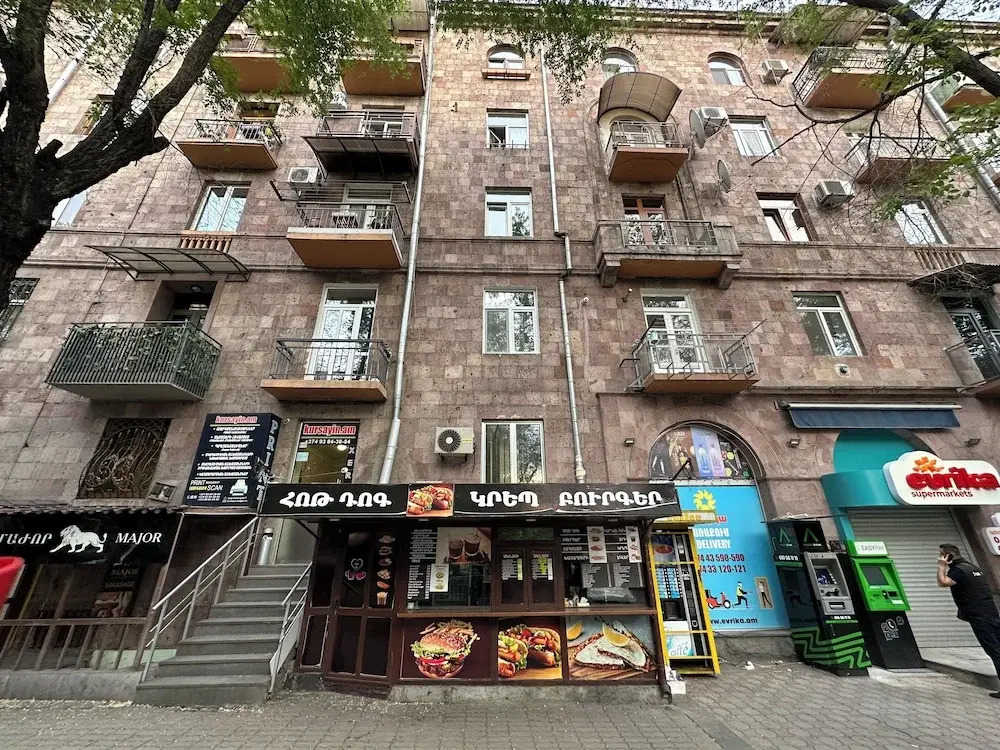 Фотография квартиры Apartment by Luxe Group AL777