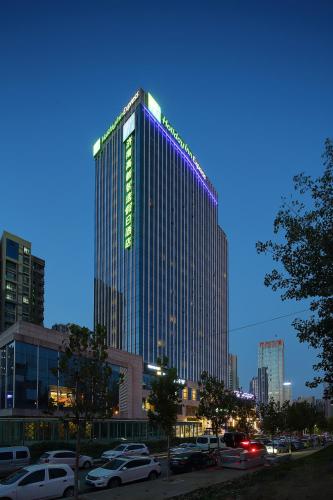 Фотография гостиницы Holiday Inn Express Jinan High-Tech Zone, an IHG Hotel