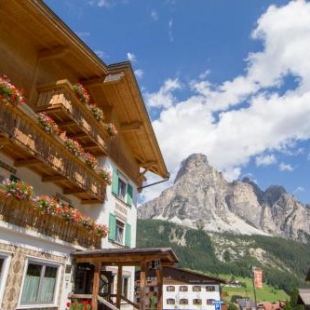 Фотография гостиницы Chalet Madrisa