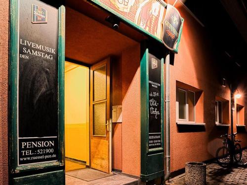 Фотография гостевого дома Pension Rüssel-Pub