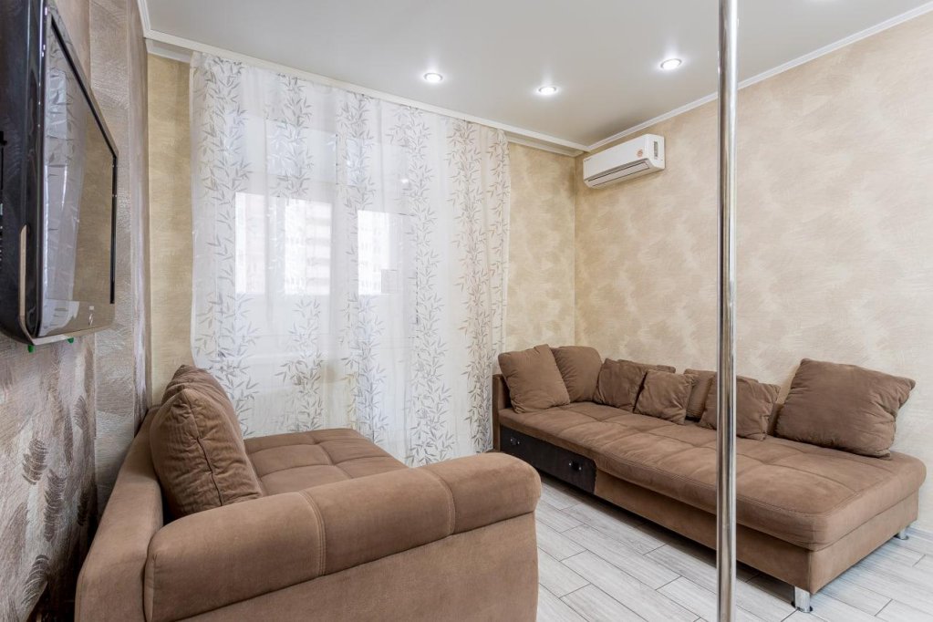 Фотография квартиры Posutochno One Days (Посуточно Ван Дэйс) на улице им. Героя Сарабеева В.И., 5 корпус 2