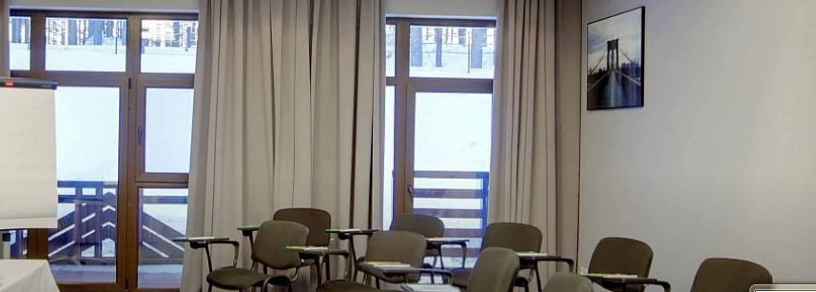 Фотография конференц-зала Солнечное