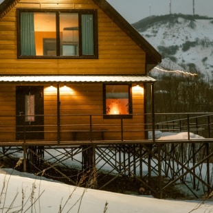 Фотография Коттеджа Коттедж Welcome Home (Вэлком Хоум) на улице Панфилова дом 27