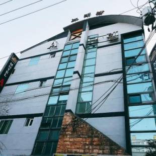 Фотографии мотеля 
            Gumi A Motel