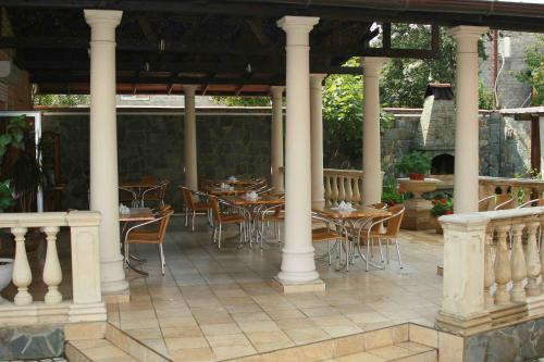 Фотографии мини отеля
Людмила