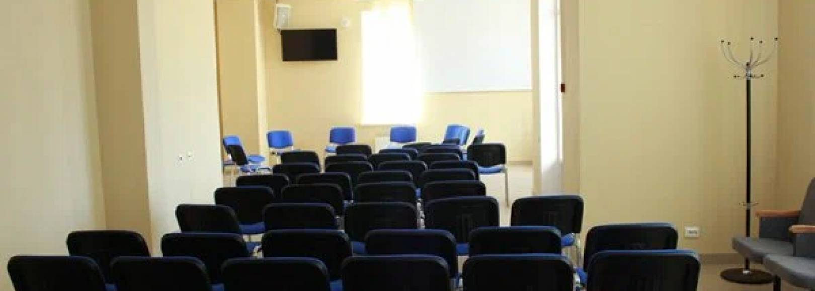 Фотография конференц-зала Синий