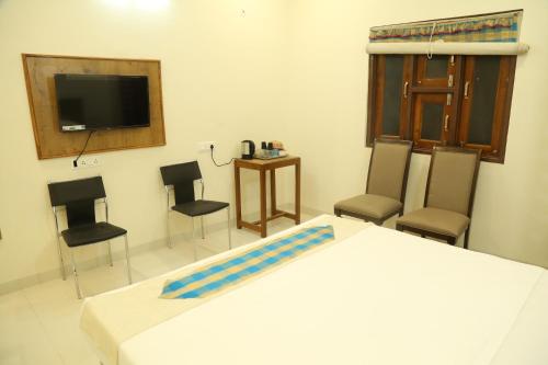 Фотографии гостиницы
Aamantran@FortMaheshwar