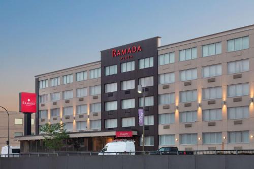 Фотография гостиницы Ramada Plaza by Wyndham Montreal