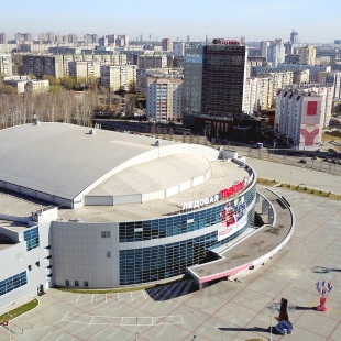 Фотография Ледовая арена Трактор имени Заслуженного тренера России В.К. Белоусова