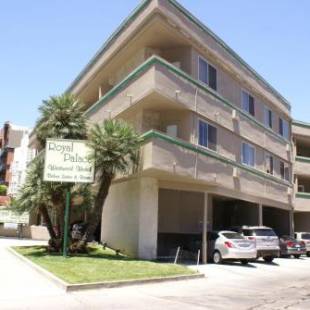Фотографии гостиницы 
            Royal Palace Westwood Hotel