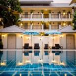 Фотография гостиницы Decharme Hotel-SHA Plus