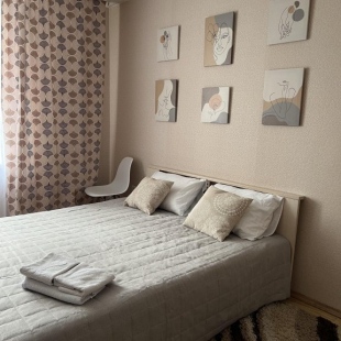 Фотография квартиры Апартаменты AmaFlat Просторная Квартира в Центре с Видом на Стелу