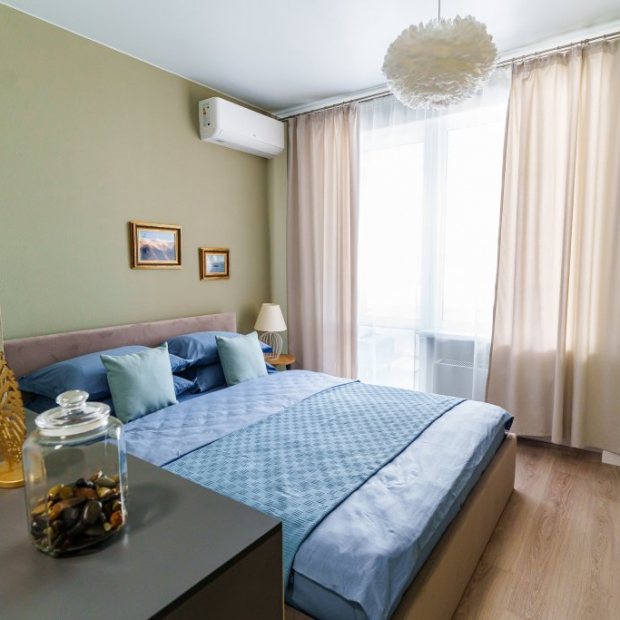 Фотографии квартиры
Апартаменты уютные с панорамным балконом и видом на море LetoApart