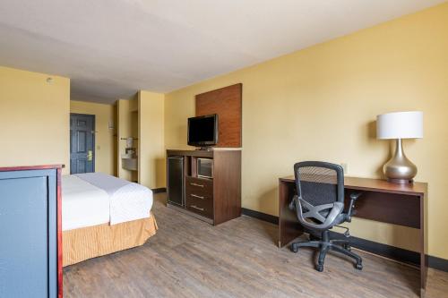 Фотография гостиницы Hometown Inn Airport