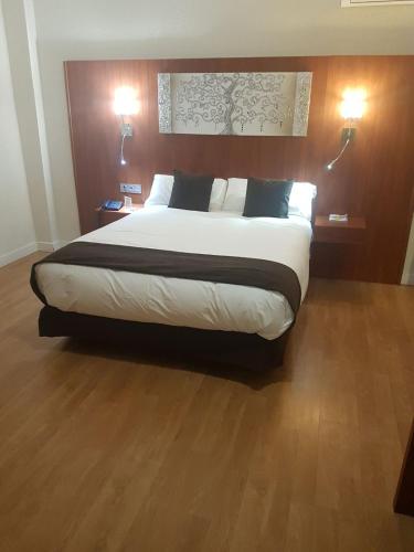 Фотография гостиницы Sercotel Familia Conde