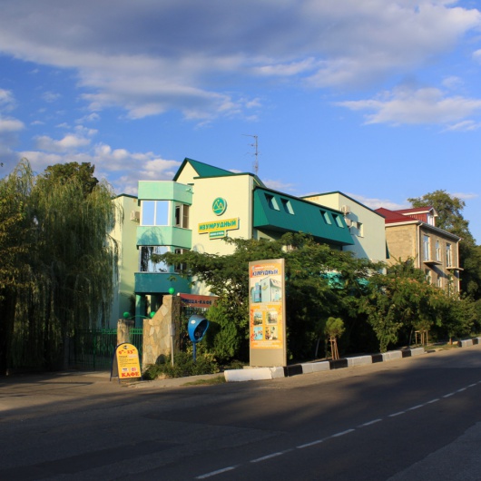 Фотографии мини отеля
Изумрудный