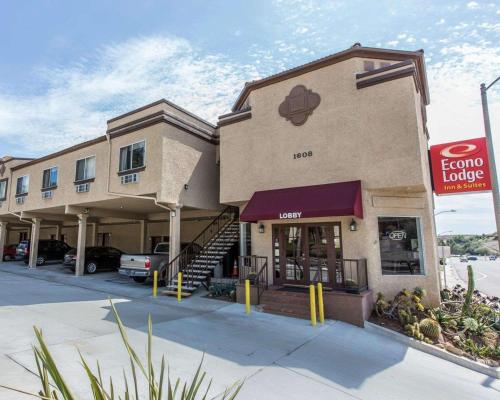 Фотография мотеля Econo Lodge Inn & Suites Fallbrook Downtown