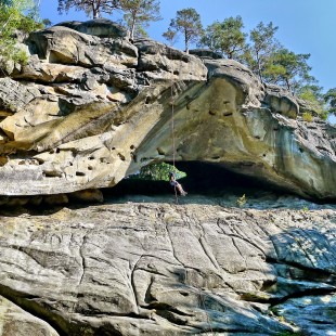 Фотография достопримечательности Протятые камни (Соколиное око)