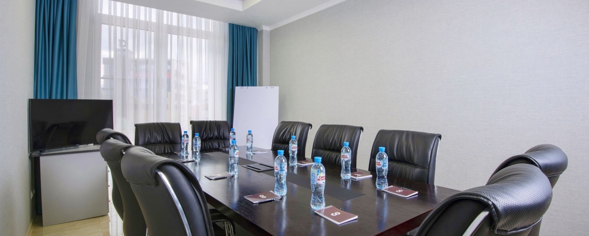 Фотографии комнаты для переговоров Комната для переговоров / конференц-зал