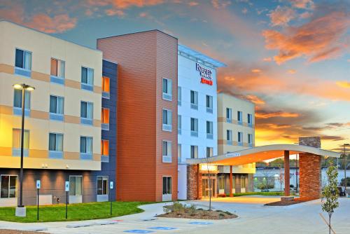 Фотография гостиницы Fairfield Inn & Suites by Marriott Omaha Northwest