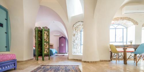 Фотография гостиницы The Way Inn - Boutique Suites