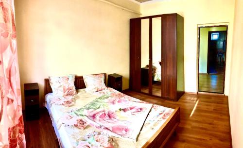 Фотографии гостевого дома
Надежда на Толстого, 4