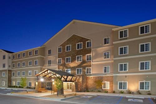 Фотография гостиницы Staybridge Suites - Albuquerque Airport, an IHG Hotel