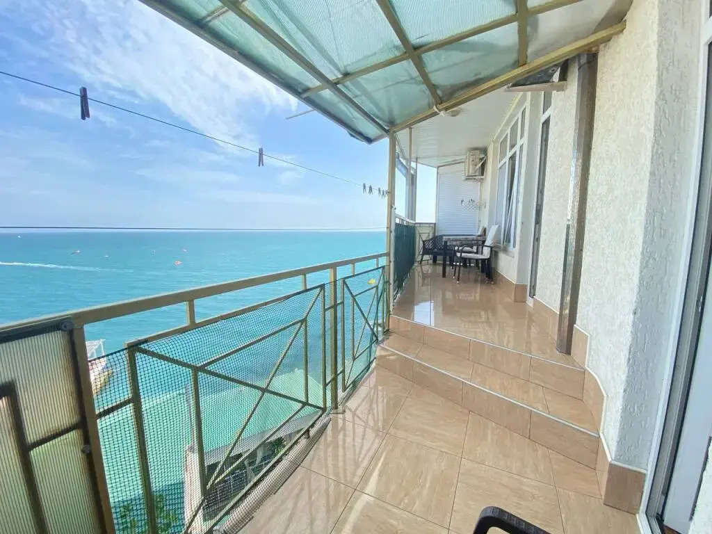 Фотография квартиры Квартира премиум с 2 спальнями с видом на море и балконом 4/2