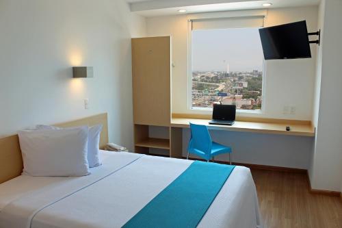 Фотография гостиницы One Ciudad de Mexico Patriotismo