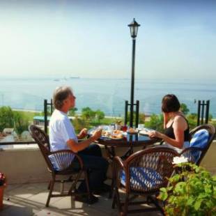 Фотографии гостиницы
Artefes Hotel Old City