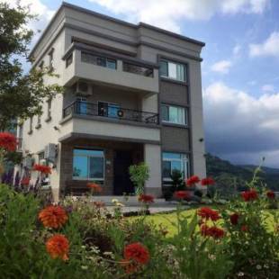 Фотографии мини отеля 
            Flower 280