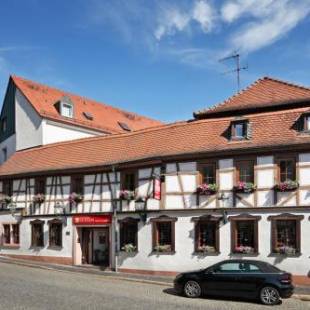 Фотографии гостиницы 
            Zum Goldenen Ochsen, Hotel & Gasthaus am Schlossgarten