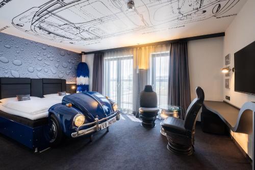 Фотография гостиницы V8 Hotel Köln at MOTORWORLD