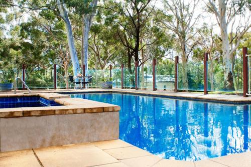 Фотография гостиницы George Kerferd Hotel