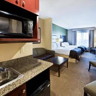 Фотографии гостиницы
Holiday Inn Express & Suites Phoenix Glendale Dist, an IHG Hotel