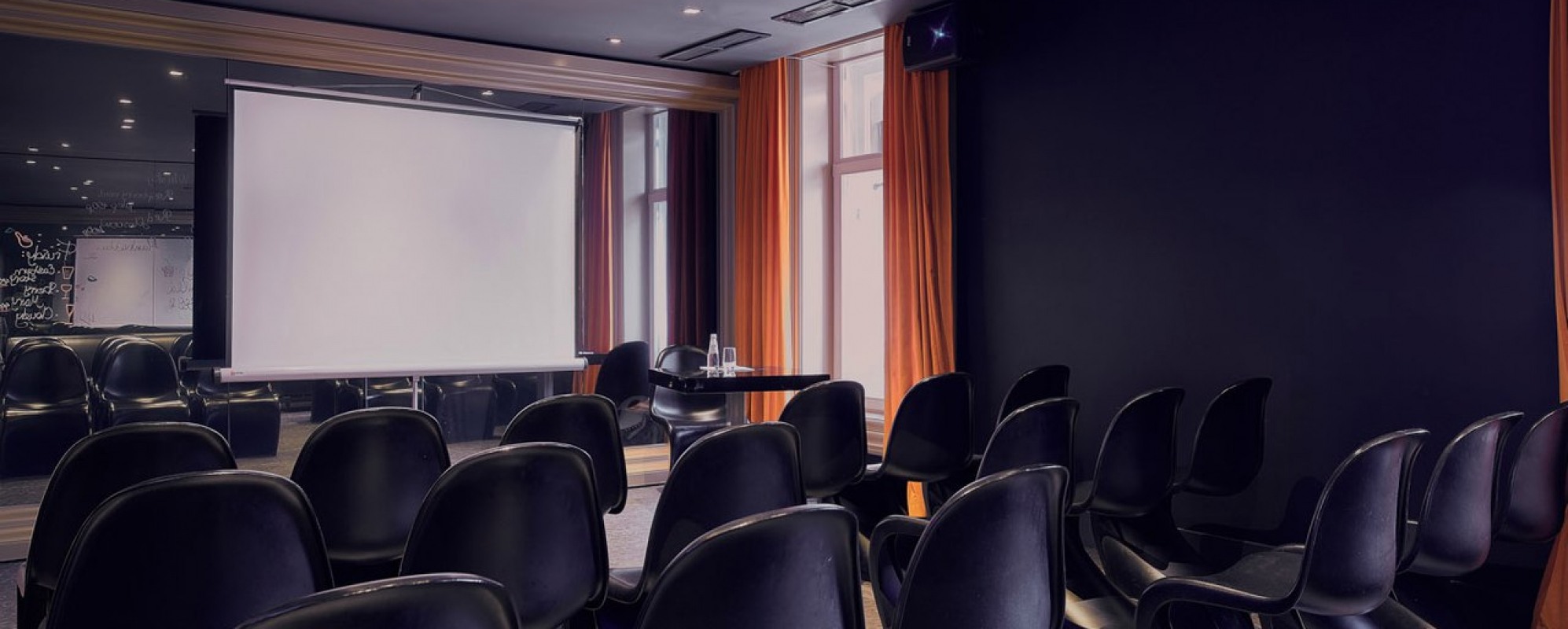 Фотографии конференц-зала Nove