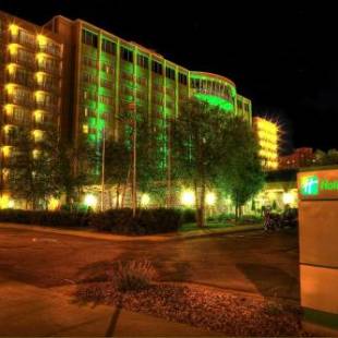 Фотографии гостиницы 
            Holiday Inn Sioux Falls-City Center, an IHG Hotel