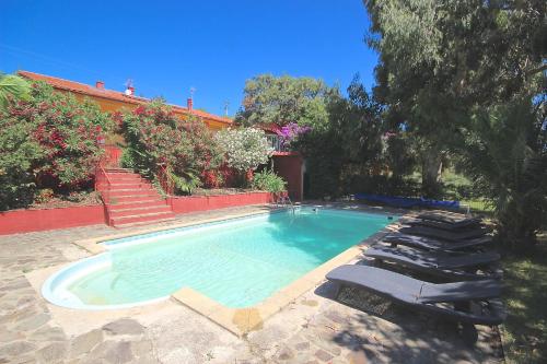 Фотография гостевого дома Gîte des Orgues de la Sybille Agave Canigou