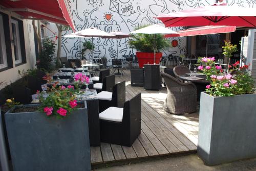 Фотография гостиницы Cit'Hotel Le Chêne Vert