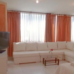 Фотография гостиницы HOTEL MAISON FIORI (Centro)