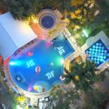 Фотография гостиницы Deep Forest Garden Hotel